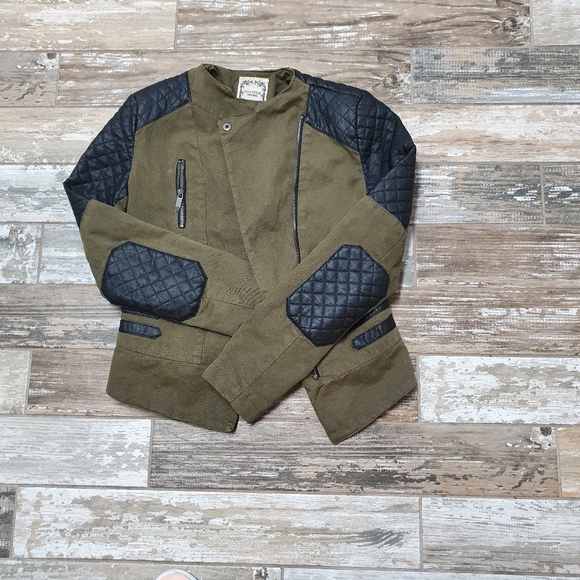 Jacket - Picture 5 of 7